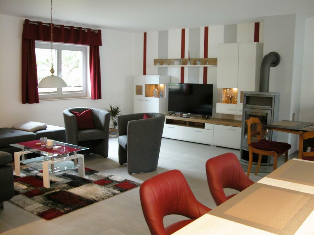 Feriendomizil Taupadel Apartamento Burgel  Exterior foto