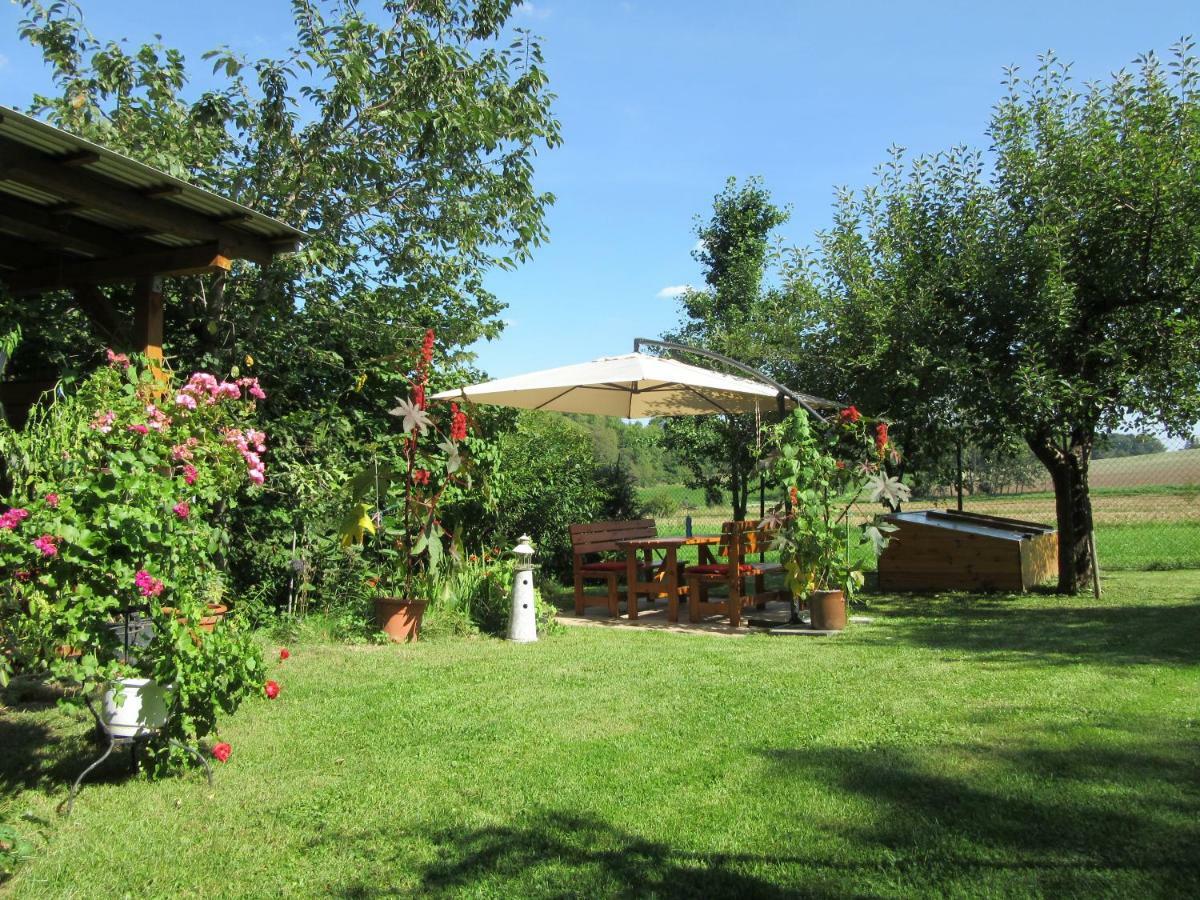 Feriendomizil Taupadel Apartamento Burgel  Exterior foto