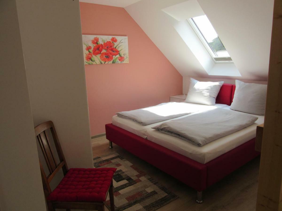 Feriendomizil Taupadel Apartamento Burgel  Exterior foto